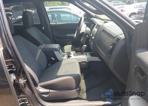 2011 Ford Escape Xlt from USA, damaged, VIN 1FMCU0DG0BKA37254